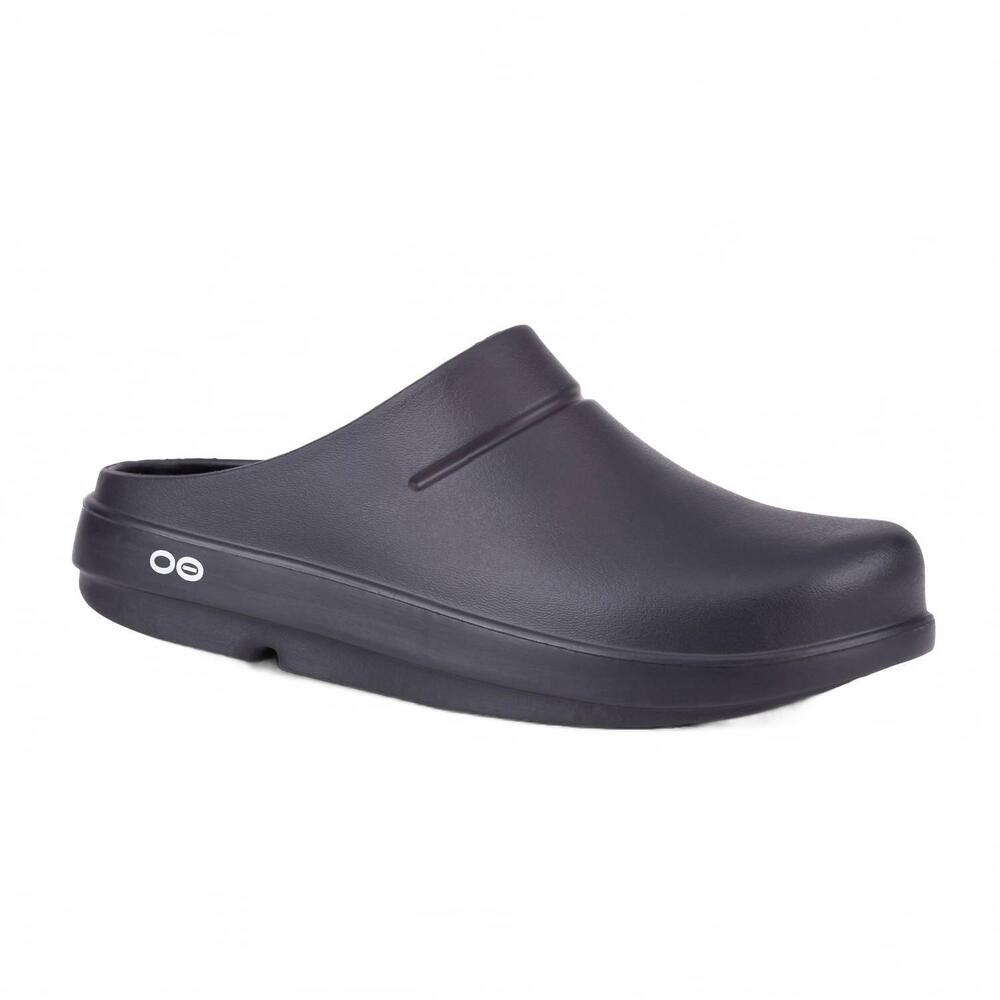 NEW OOFOS unisex oocloog clog in black